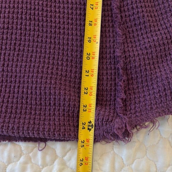 Free People Women’s Open Shoulder Distressed Purple Knit Sweater Size XS - Picture 4 of 5